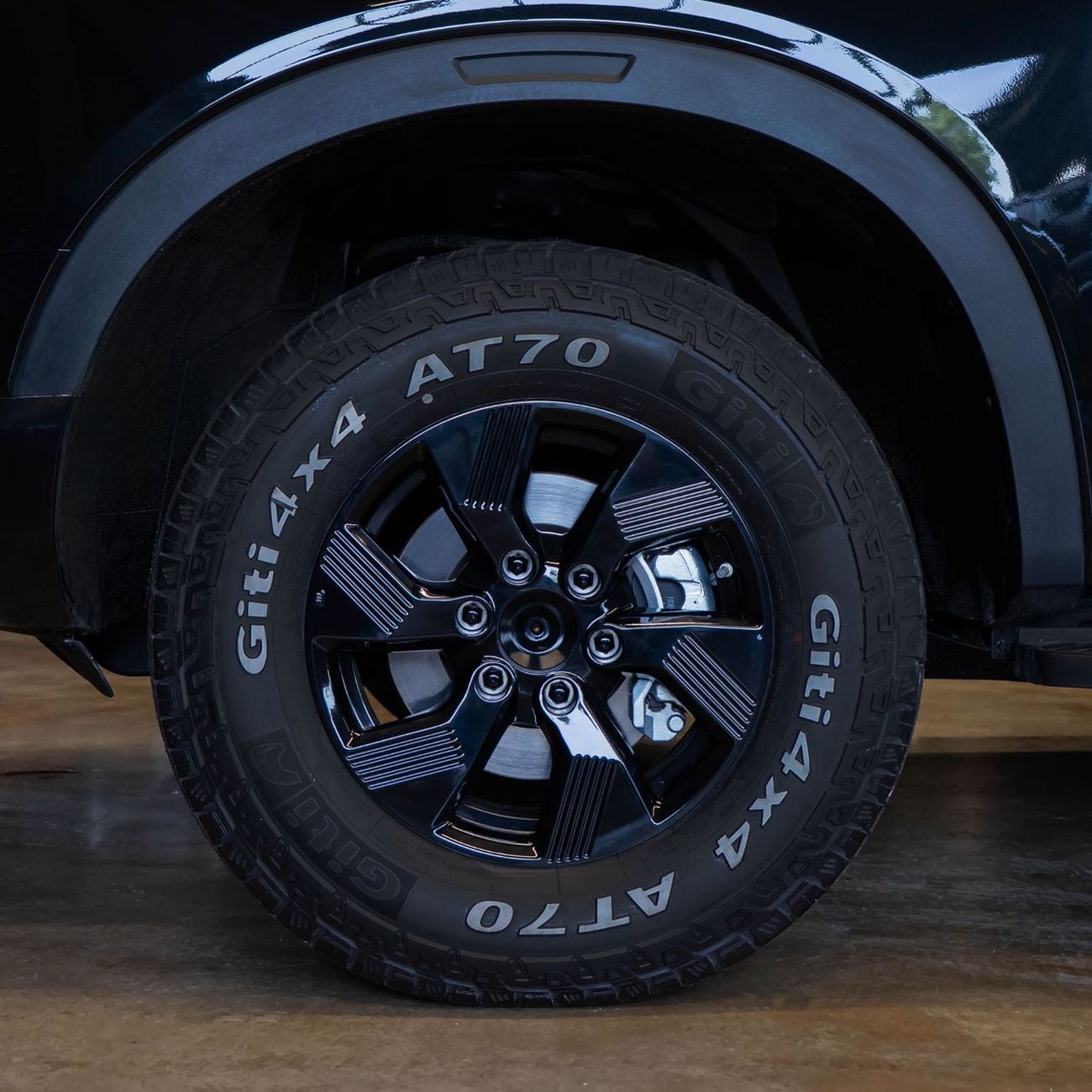 Spruce Z900 AED 2,874 p.m • 0% Downpayment • Spruce Z900 PHEV  • 5 Years Warranty