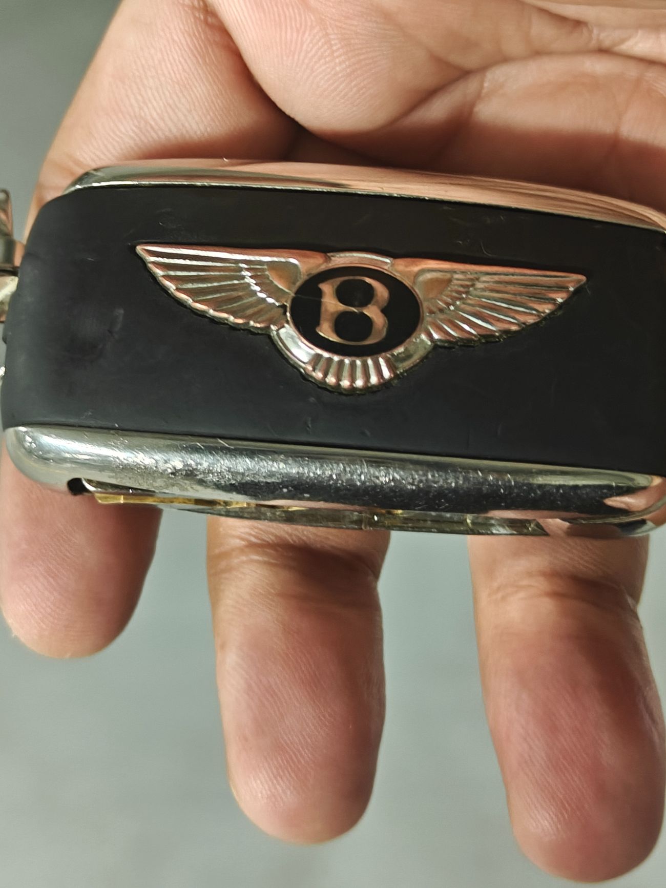 بنتلي كونتيننتال جي تي 6