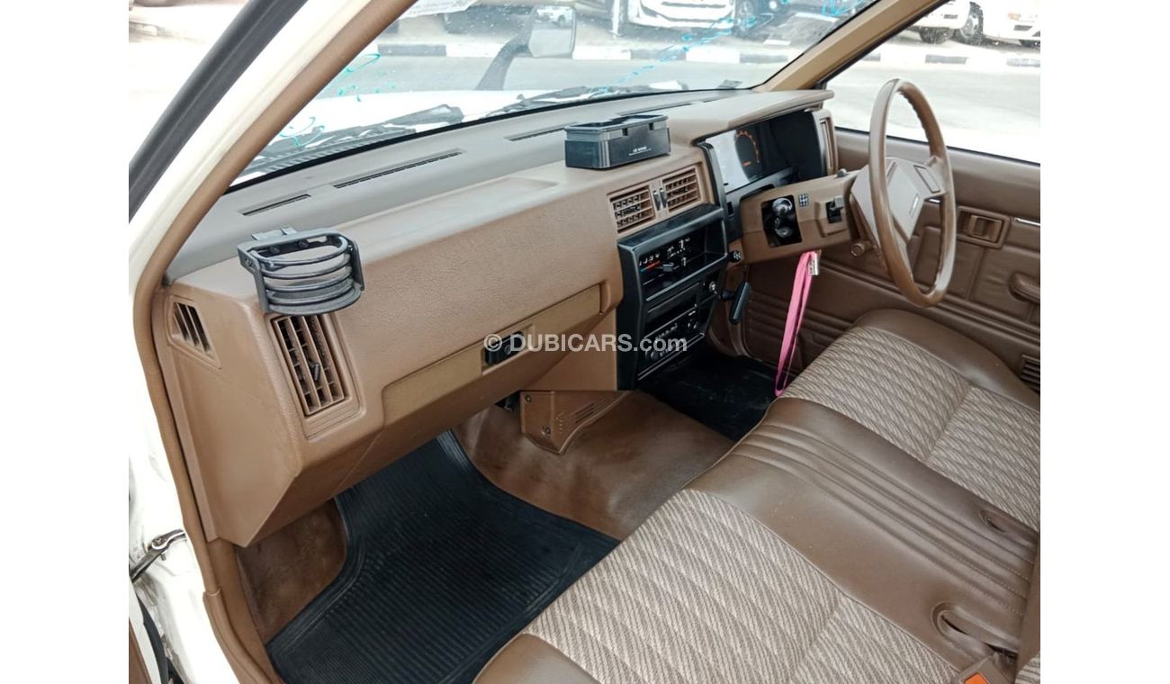 Nissan Pickup NISSAN DATSUN PICK UP RIGHT HAND DRIVE (PM1548)