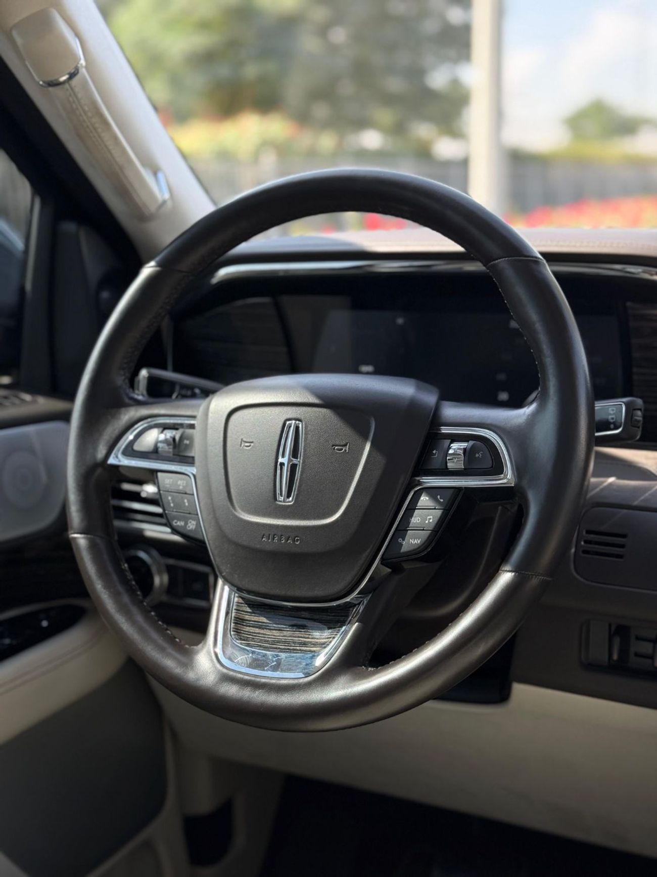 لينكولن نافيجاتور Presidential 3.5L