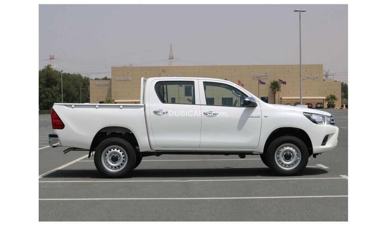 Toyota Hilux 2022 | 2.4L M/T 4WD WITH FABRIC SEATS BLACK INTERIOR EXPORT ONLY