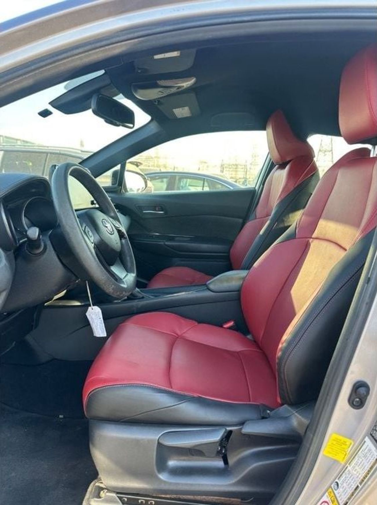 تويوتا CHR XLE