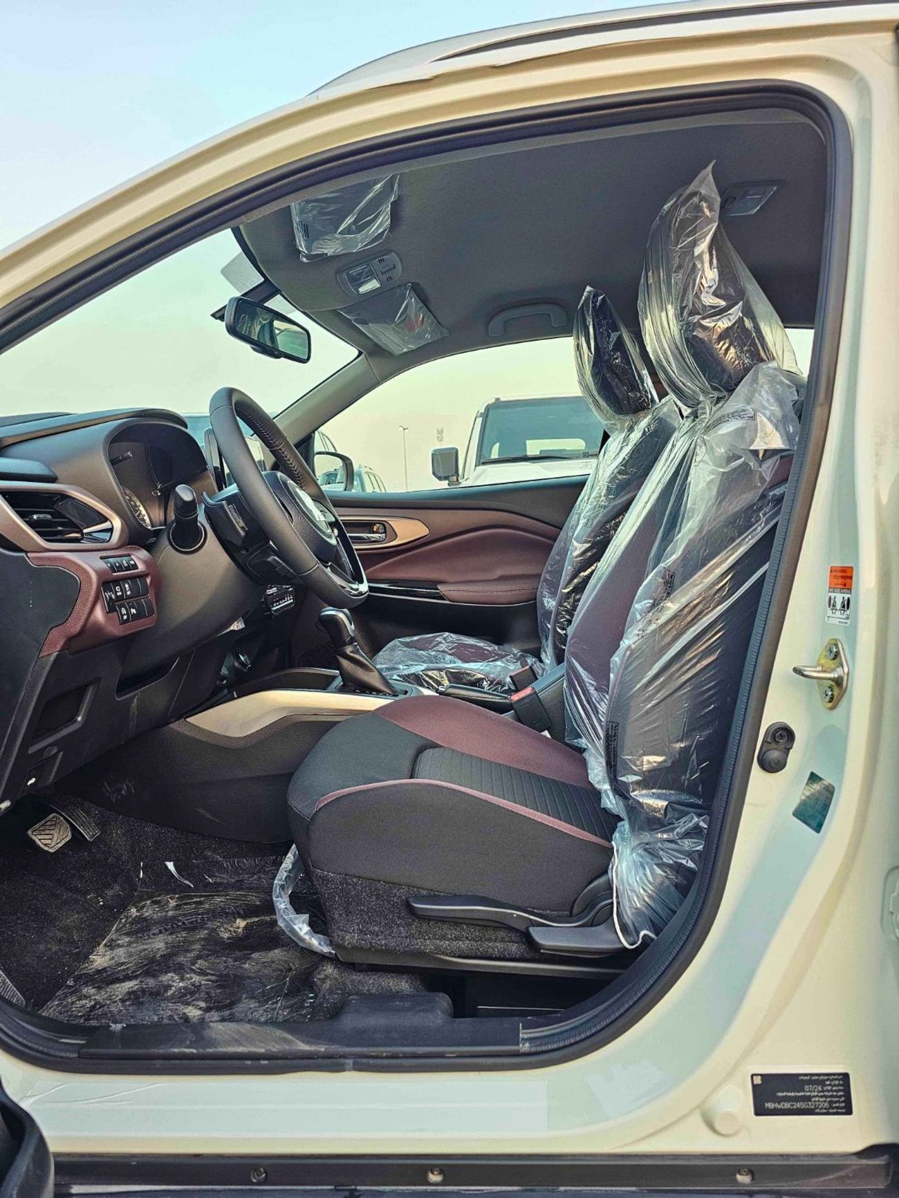 Suzuki Fronx GLX / EURO 5 HYBRID / 1.5L V4 / HEADUP DISPLAY / 360* CAMERAS / " 9" DISPLAY AUDIO (CODE # GLX)