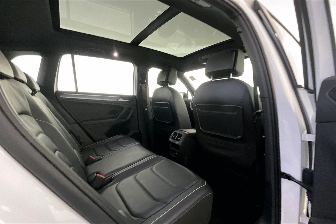 فولكس واجن تيجوان R-Line | شامل الضمان | 0 ﺪﻔﻋﺓ ﺃﻮﻟﻯ