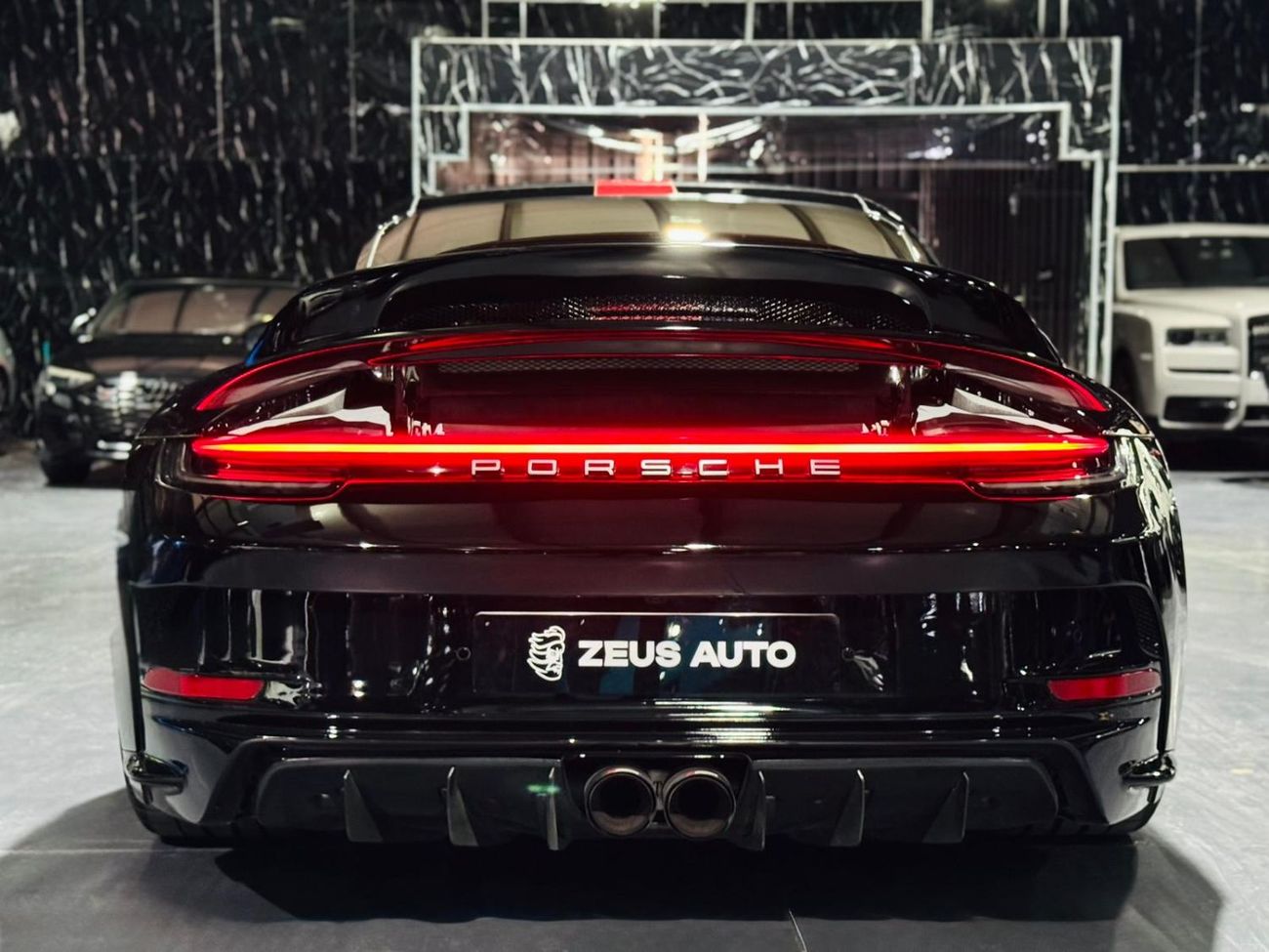 Porsche 911 Carrera 3.0L (444 HP) Coupe 2020 Porsche 911 Carrera, Warranty, Just Been Serviced, Excellent Condit