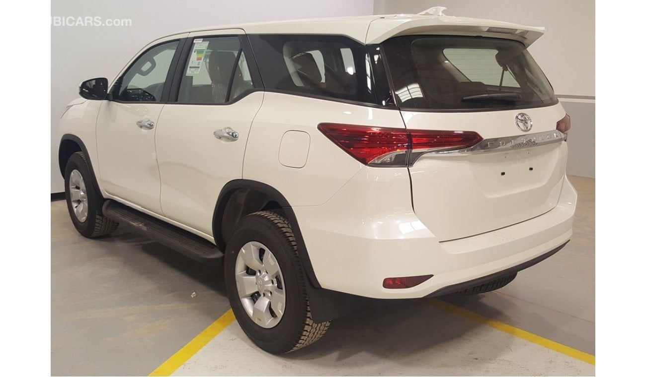 Toyota Fortuner 2.4L DIESEL 4WD Basic