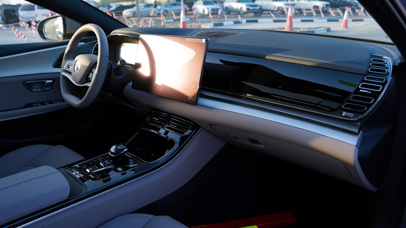 بي واي دي سيل