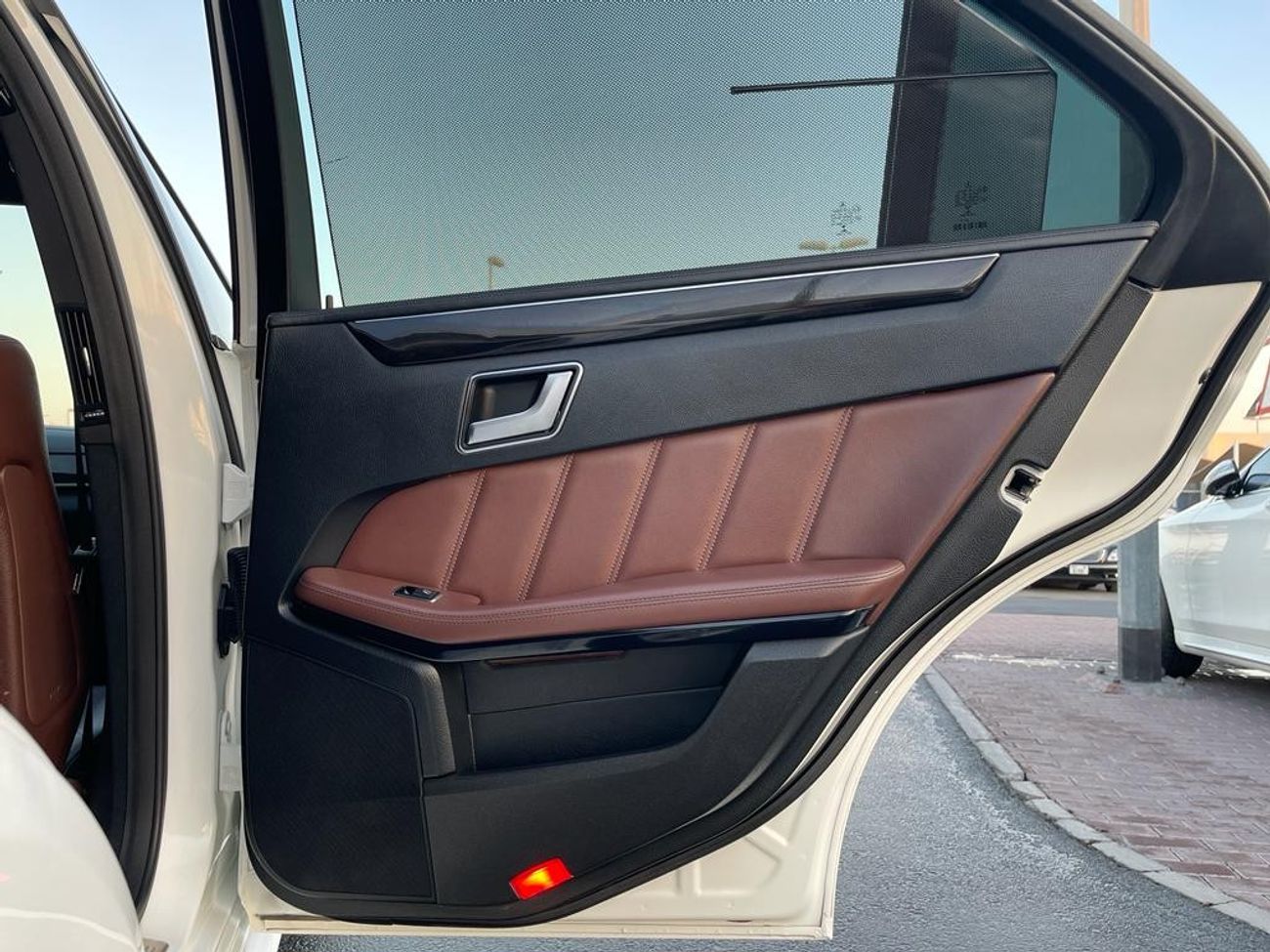 Mercedes-Benz E300 Mercedes E300 AMG _GCC_2015_Excellent Condition _Full option