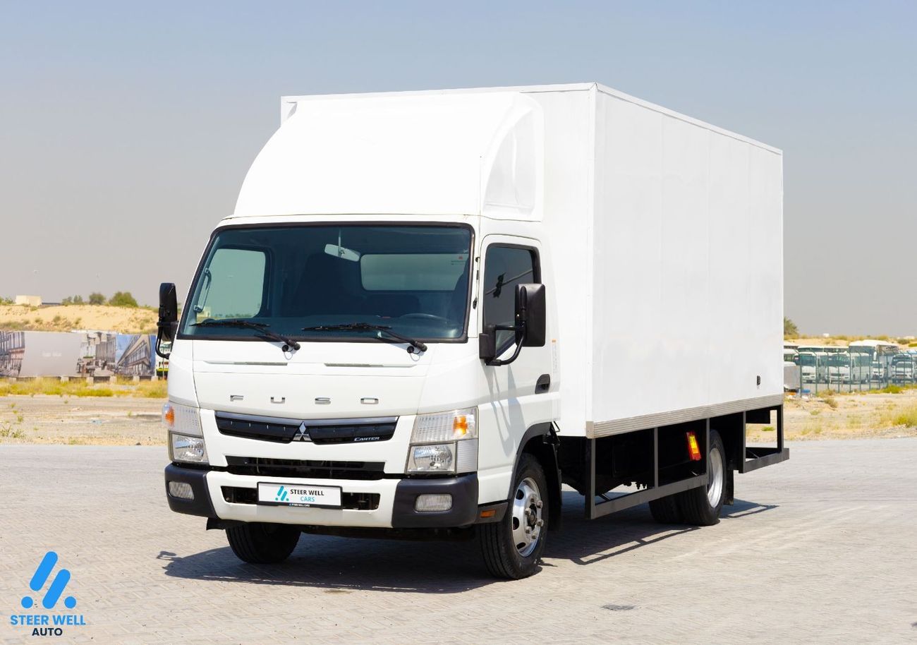 Mitsubishi Fuso Canter 2021 Fuso Pick Up with Dry Box 3.0L - Like New Condition - GCC - Book Now!
