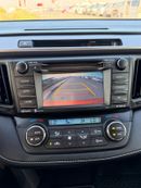 Toyota RAV4 XLE 2.5L sunroof, leather seats full option