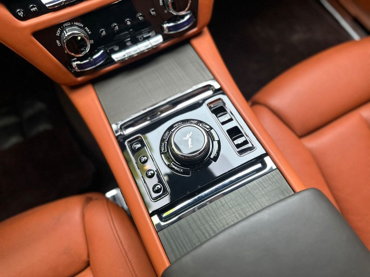 Rolls-Royce Ghost 6.75T Extended Wheelbase | V12 571 HP | GCC Specs | Like New | 4,000 KM