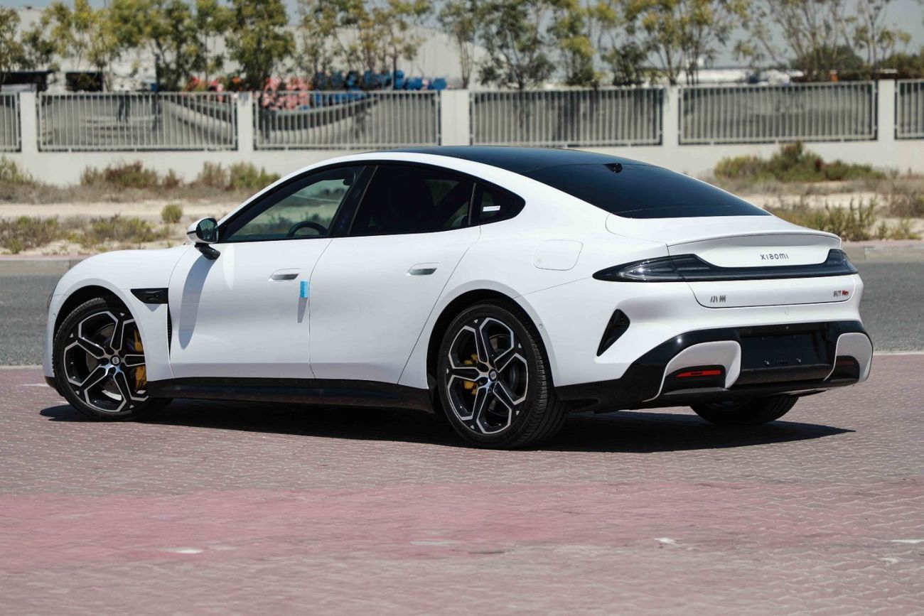 شاومى SU7 2025 Xiaomi SU7 Max 20" Wheels - White Inside Grey