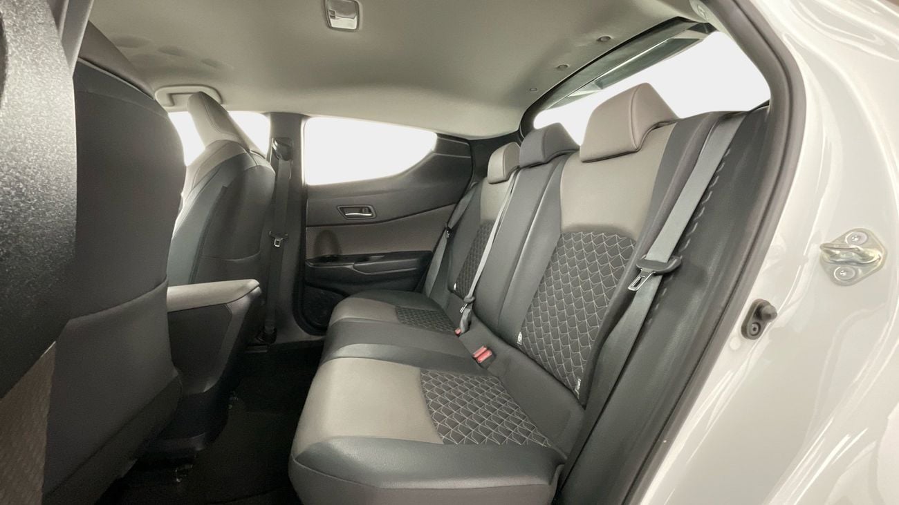 Toyota CHR VX 1.8L (100 HP) VX | Guaranteed Warranty | 0 Down Payment