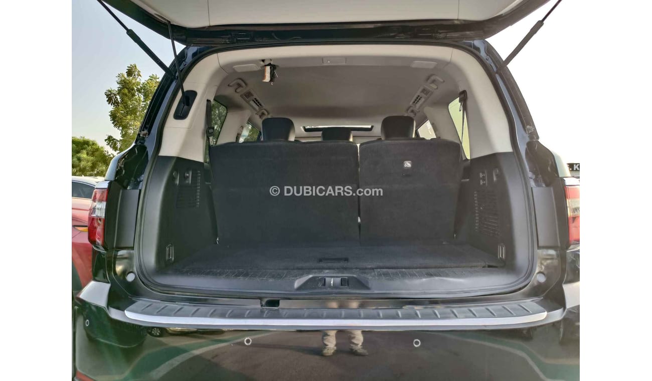 Nissan Armada PLATINIUM / 5.6L / V8 / FULL OPTION / 4WD (LOT # 82722)