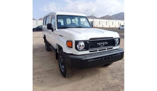 Toyota Land Cruiser 70 2025 Toyota Land Cruiser LC78 (3-Door) Hardtop 4.2L 6-Cyl Diesel M/T 4x4 Export Only