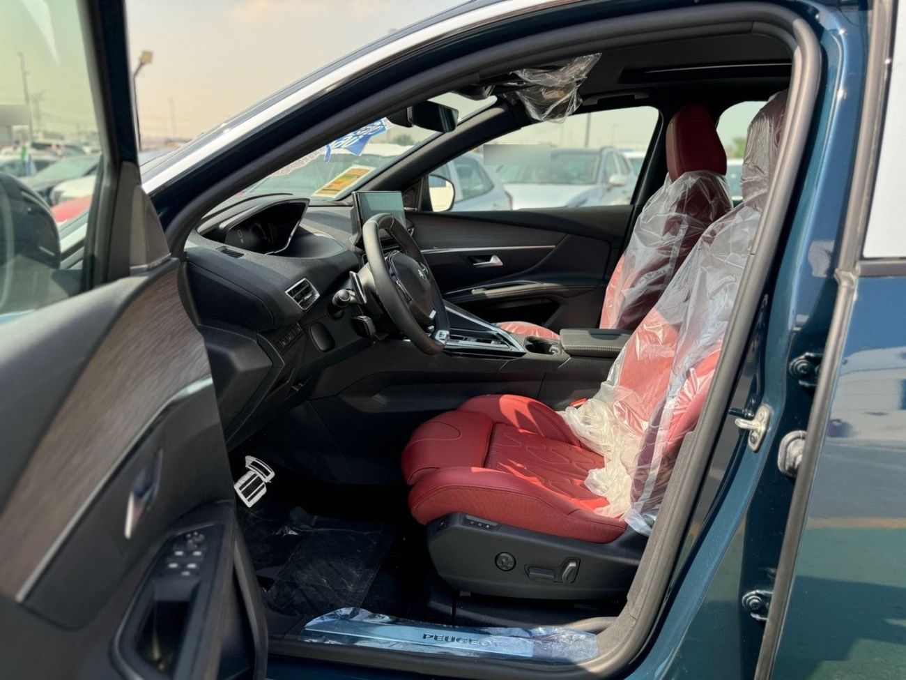 Peugeot 3008 PEUGEOT - 3008 - 1.6T - GT (2025 MODEL) GCC SPECS