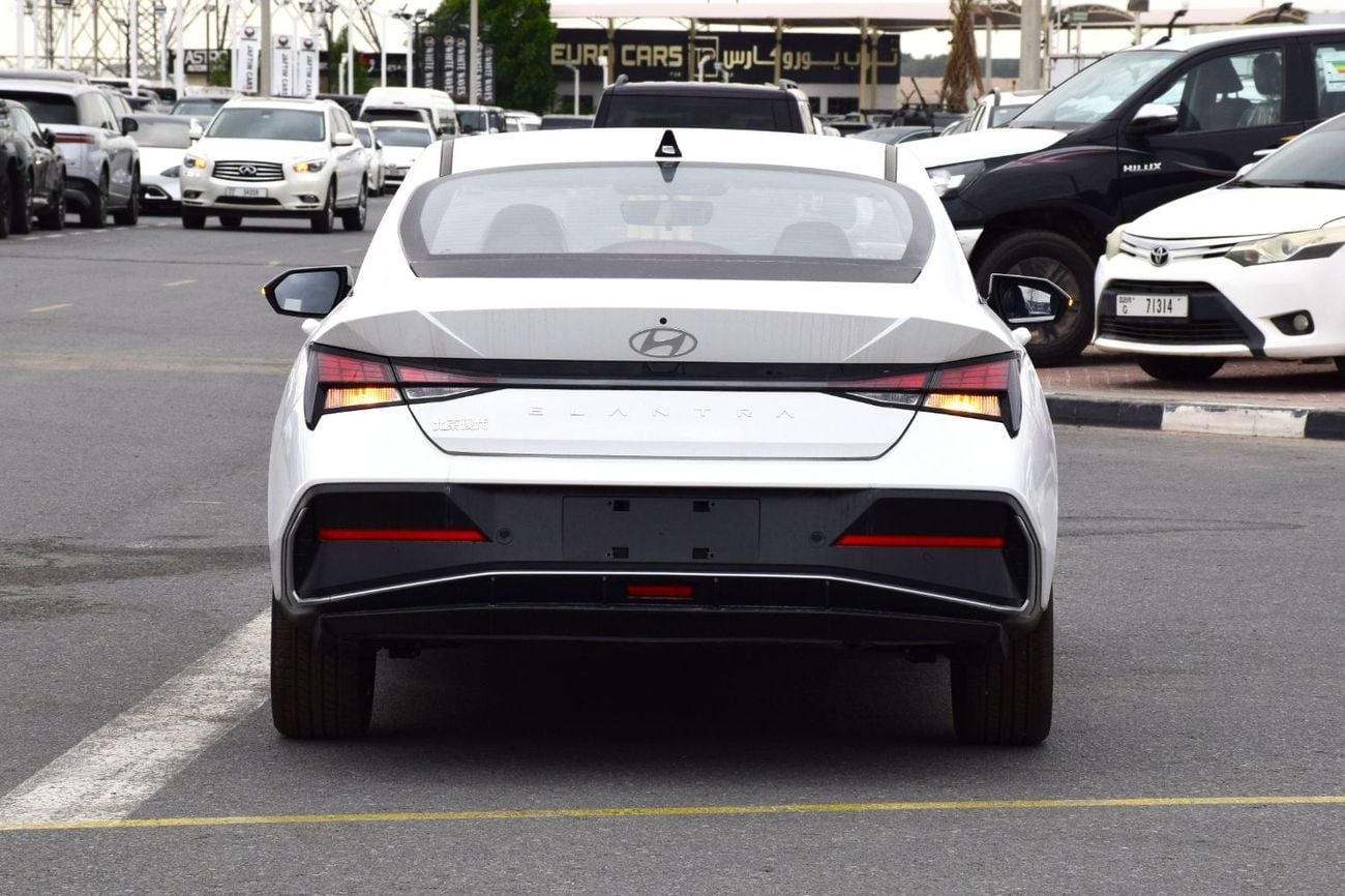 Hyundai Elantra 