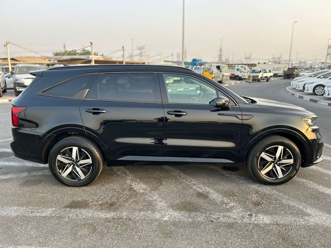 كيا سورينتو 2022 Kia Sorento EX 2.5L V4 - Push Start 7 Leather Seats - Front Back Radar - Full Screen -
