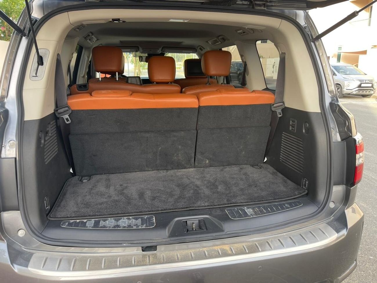 Nissan Patrol LE Platinum City Chrome PKG 5.6L