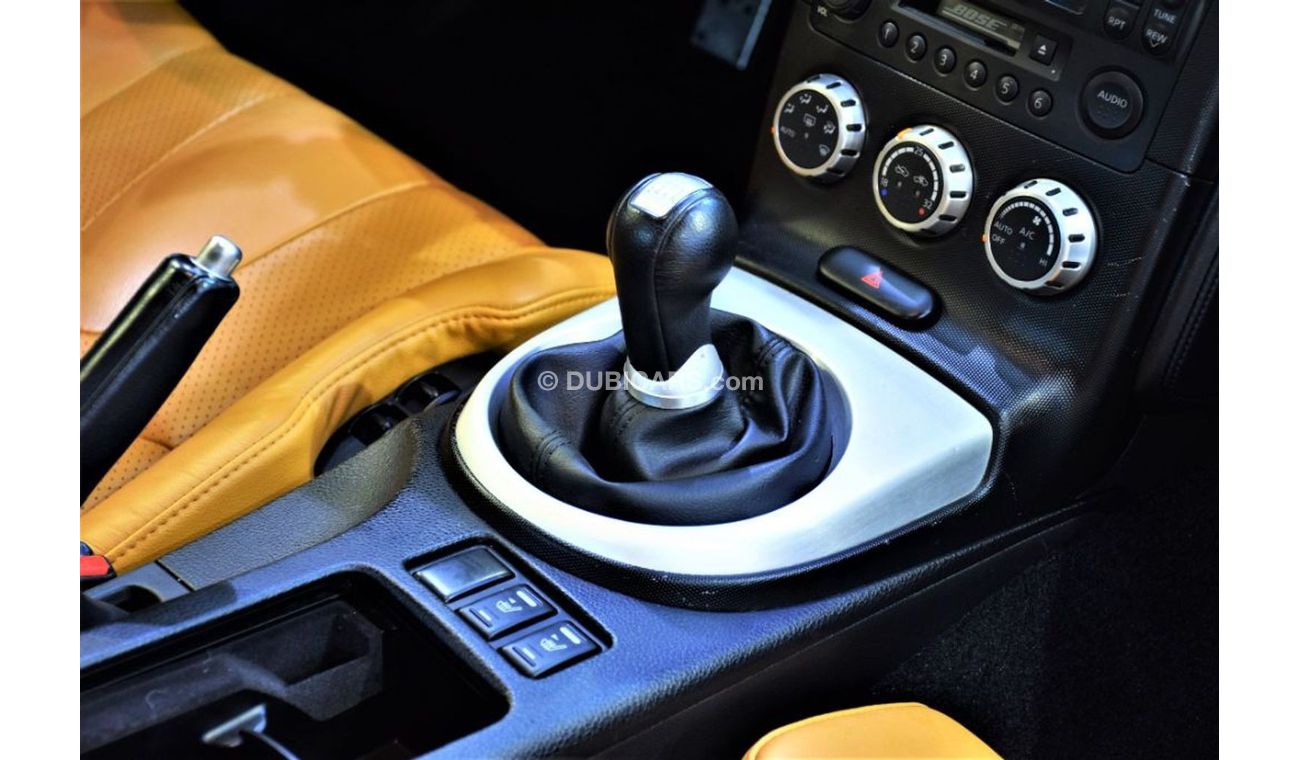 نيسان 350Z ONLY 29000KM!!! Full Service History ( Single Owner ) Nissan 350Z 2008 Model!! in White Color! GCC S