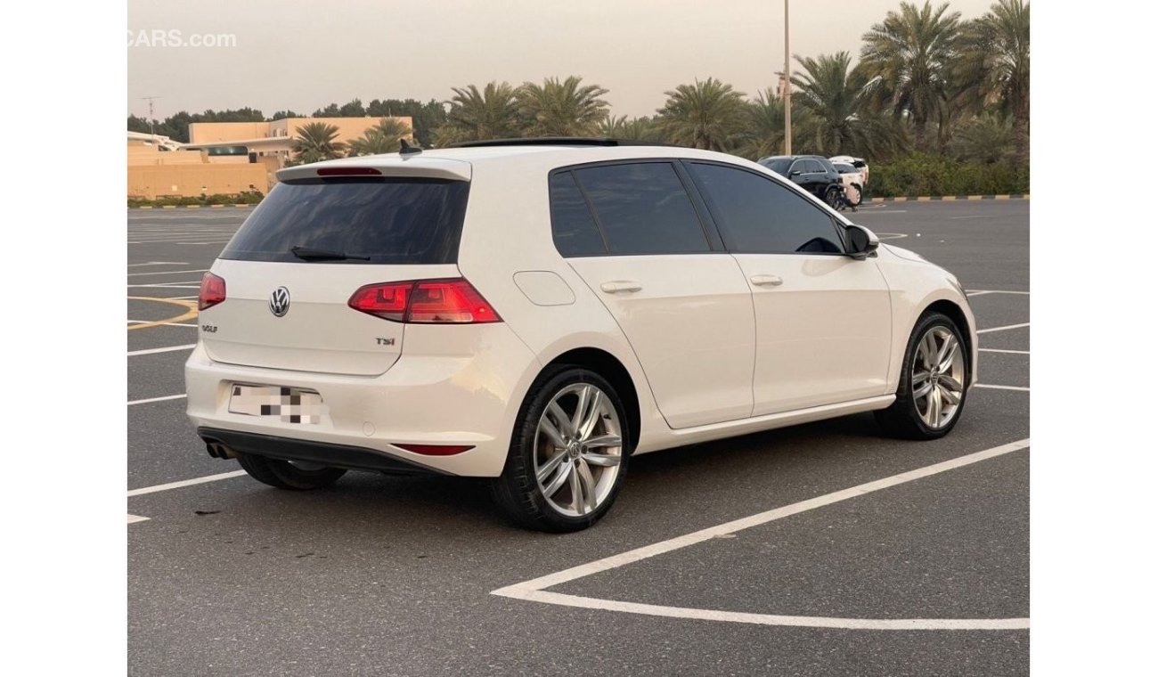 فولكس واجن جولف GTI موديل 2015 TSI وارد امريكي فل اوبشن بانوراما 4 سلندر ناقل حركة اوتوماتيك عداد المترات 205000