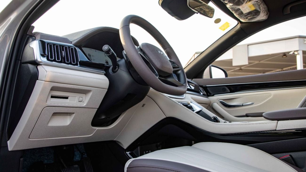بي واي دي سونغ بلس EV 520KM LUXURY EDITION | 2025 | Ready Stock Limited QTY | 5 Years Warranty