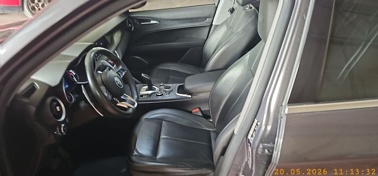 Alfa Romeo Stelvio SUPER 2.0