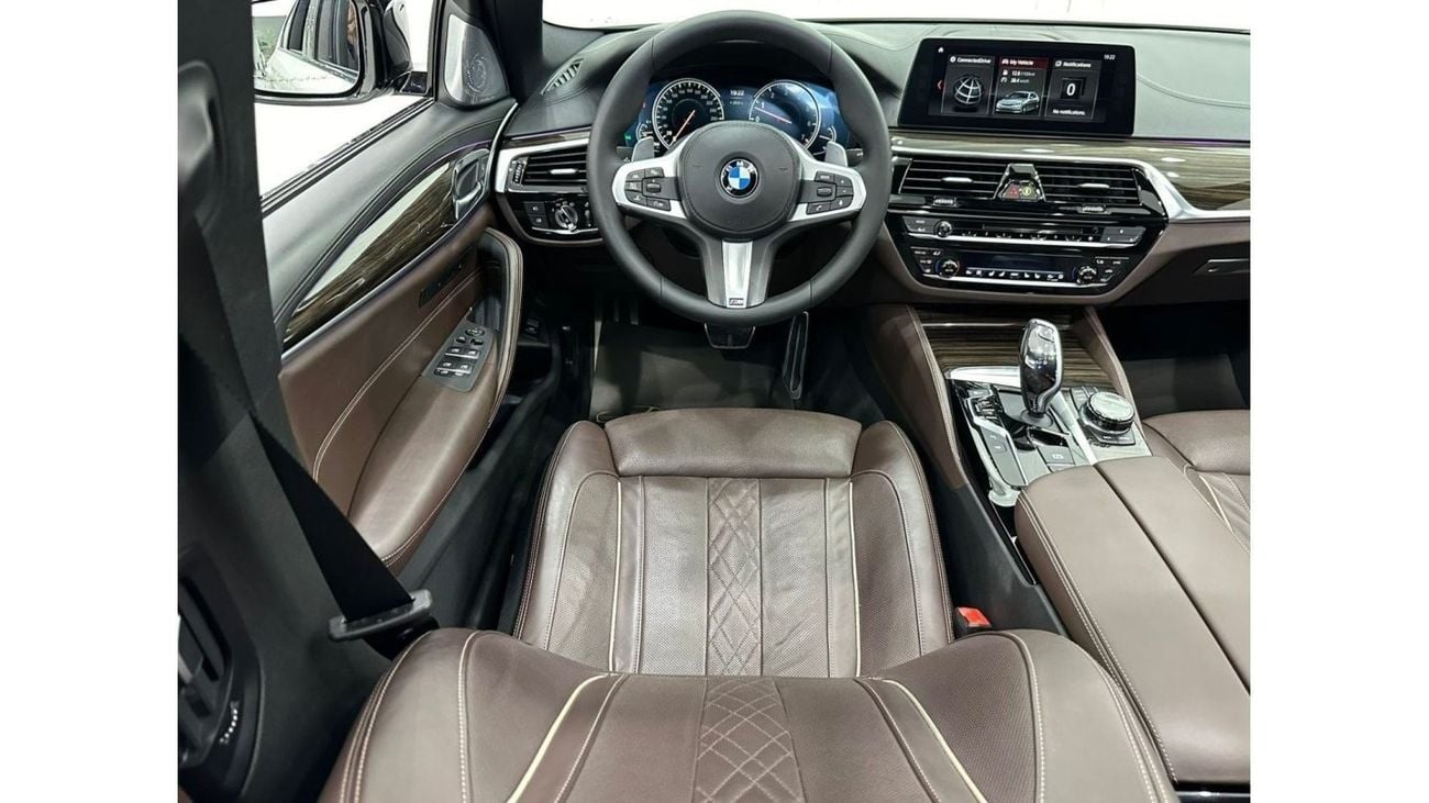 بي أم دبليو 540i M سبورت 2018 BMW 540i M-Sport, Warranty, Full BMW Service History, Full Options, GCC