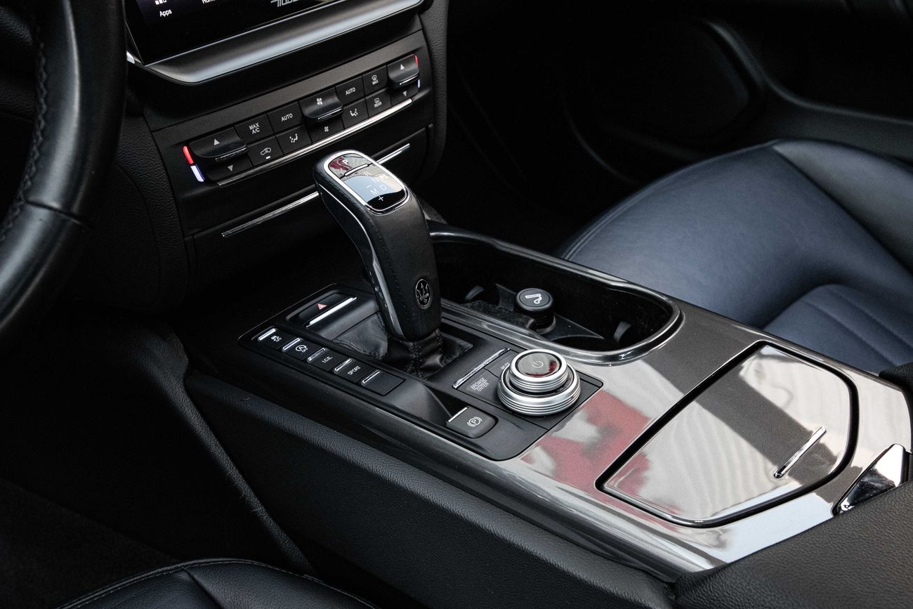 Maserati Ghibli Ghibli GT Hybrid | 2,605 P.M | 0% Downpayment | Amazing Condition!