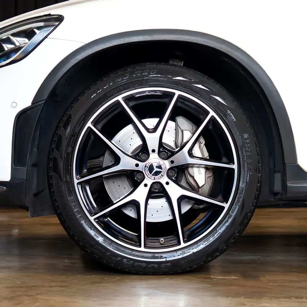 مرسيدس بنز GLC 200 Std 2.0L