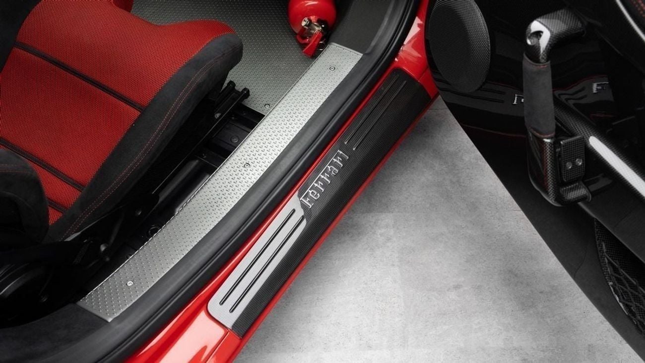 Ferrari 458 Speciale - 2014 - GCC Specs