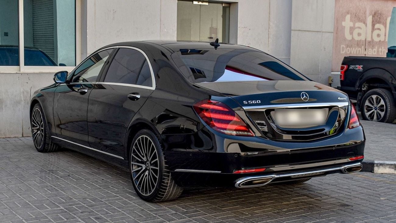 مرسيدس بنز S 560 Std 4.0L (463 HP)