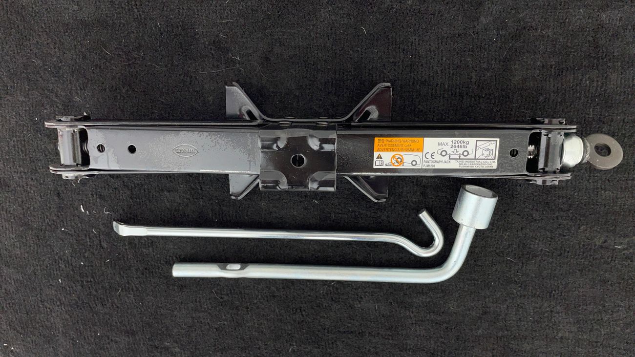 Mitsubishi Eclipse Cross GLX MID LINE 1.5 | Zero Down Payment | Free Home Test Drive