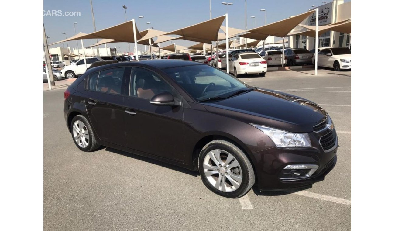 Chevrolet Cruze 2016 gcc full option very celen car