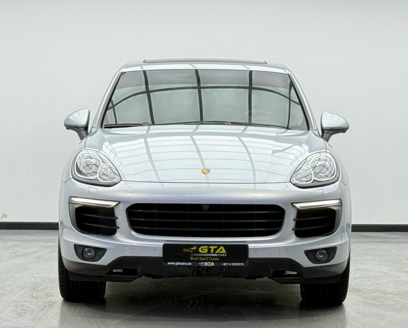 Porsche Cayenne 2017 Porsche Cayenne Platinum Edition, Full Service History, Excellent Condition, GCC