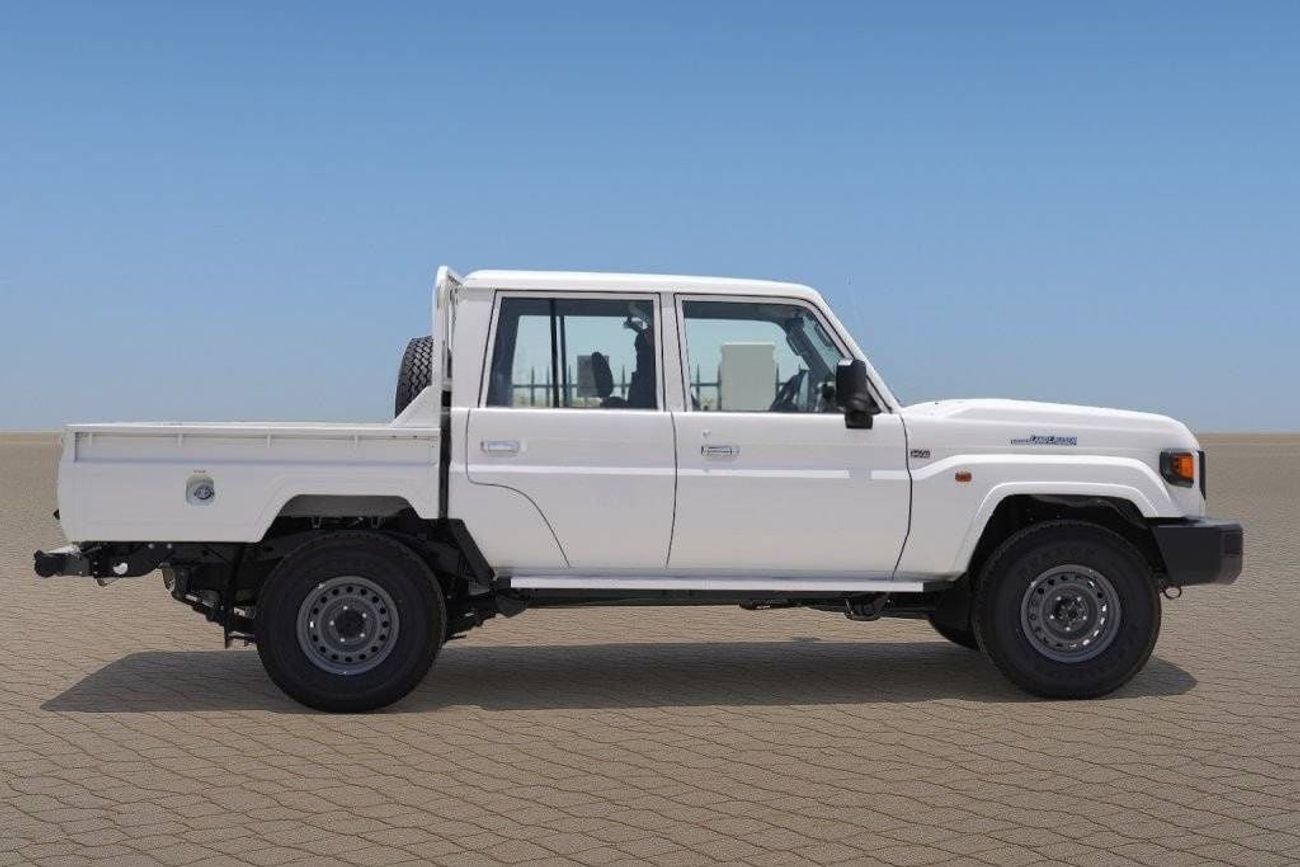 تويوتا لاند كروزر بيك آب 2025 Toyota Land Cruiser LC 79 DC 2.8L AT Diesel (White)