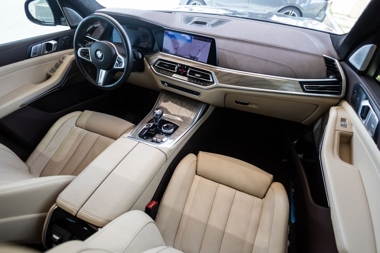 BMW X7 XDrive50i 4.4L