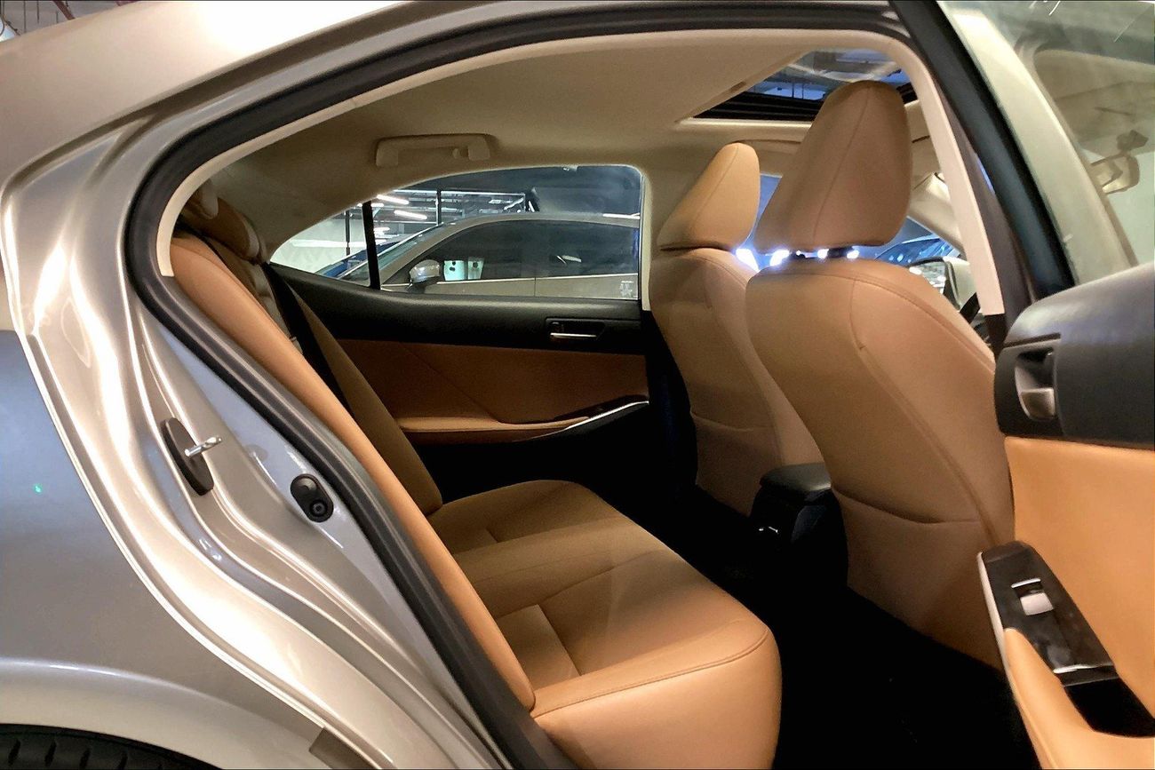 Lexus IS300 Premier | Guaranteed Warranty | 0 Down Payment