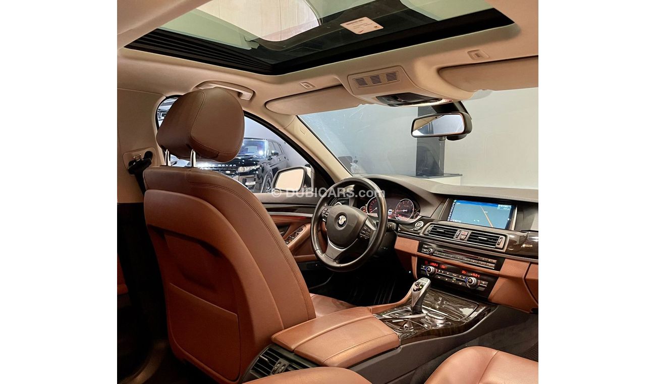 بي أم دبليو 528i 2015 BMW 528i, Full BMW Service History, Warranty, GCC