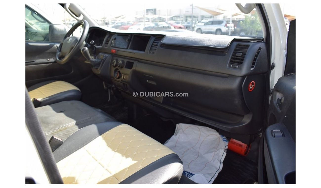 Toyota Hiace GL - High Roof LWB Toyota Hiace Highroof Bus GL, Model:2017. Excellent condition