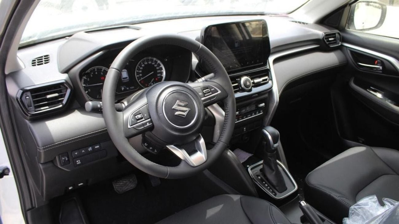 سوزوكي جراند فيتارا SUZUKI GRAND VITARA 1.5L 4x2 GLX 4AT