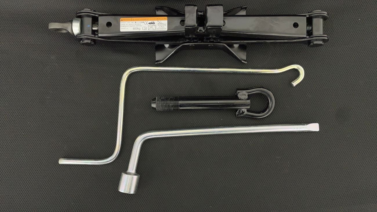 تويوتا يارس E 1.5 | بدون دفعة مقدمة | اختبار القيادة في المنزل