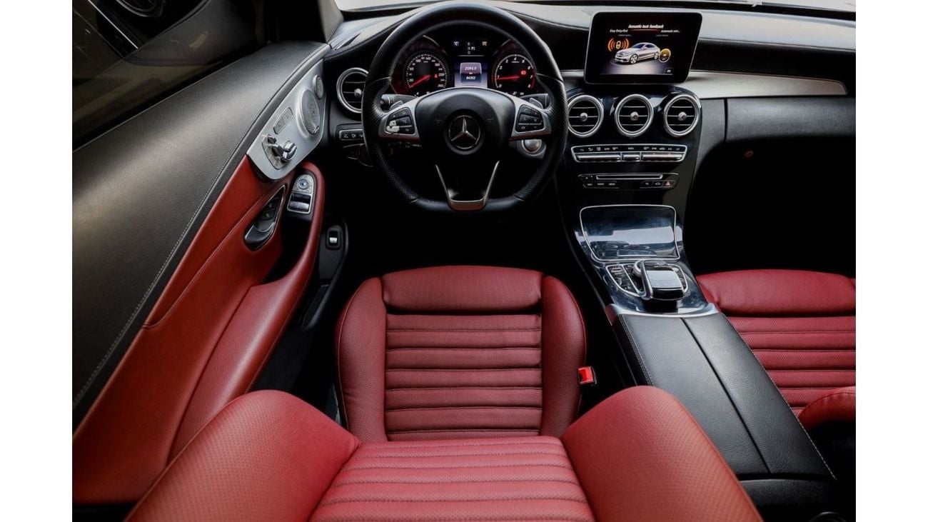 مرسيدس بنز C 300 Mercedes-Benz C300 AMG Pack 2017 GCC under Warranty with Flexible Down-Payment/ Flood Free.