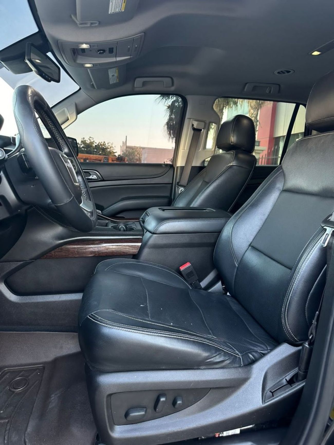 جي أم سي يوكون SLE 5.3L 4WD (8 Seater)