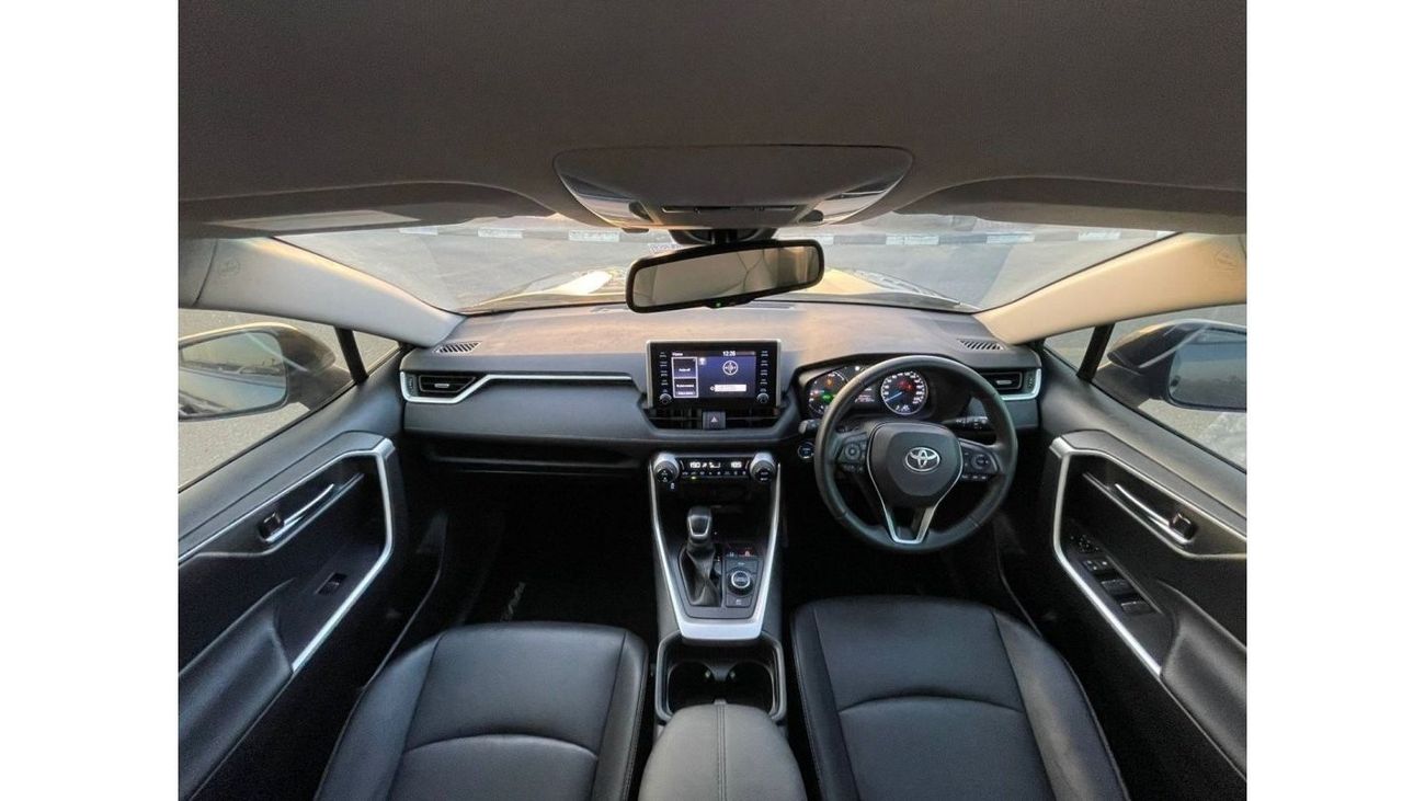 تويوتا راف ٤ *Offer*2021 Toyota RAV4 Hybrid - 2.5L V4 - Right Hand Drive - Japan Specs --UAE PASS
