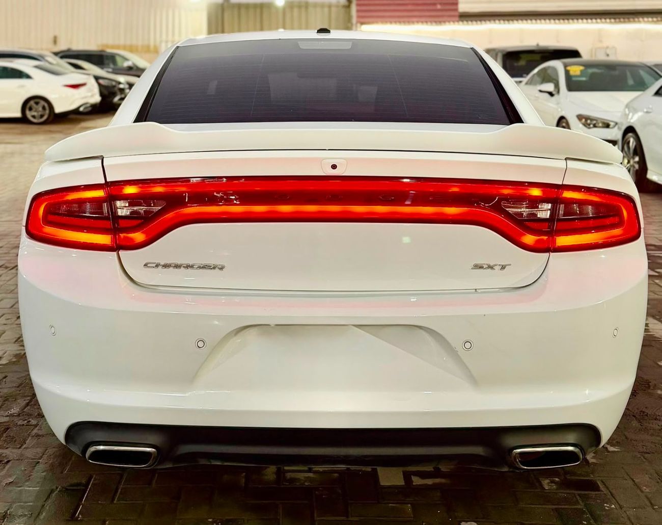 Dodge Charger SXT