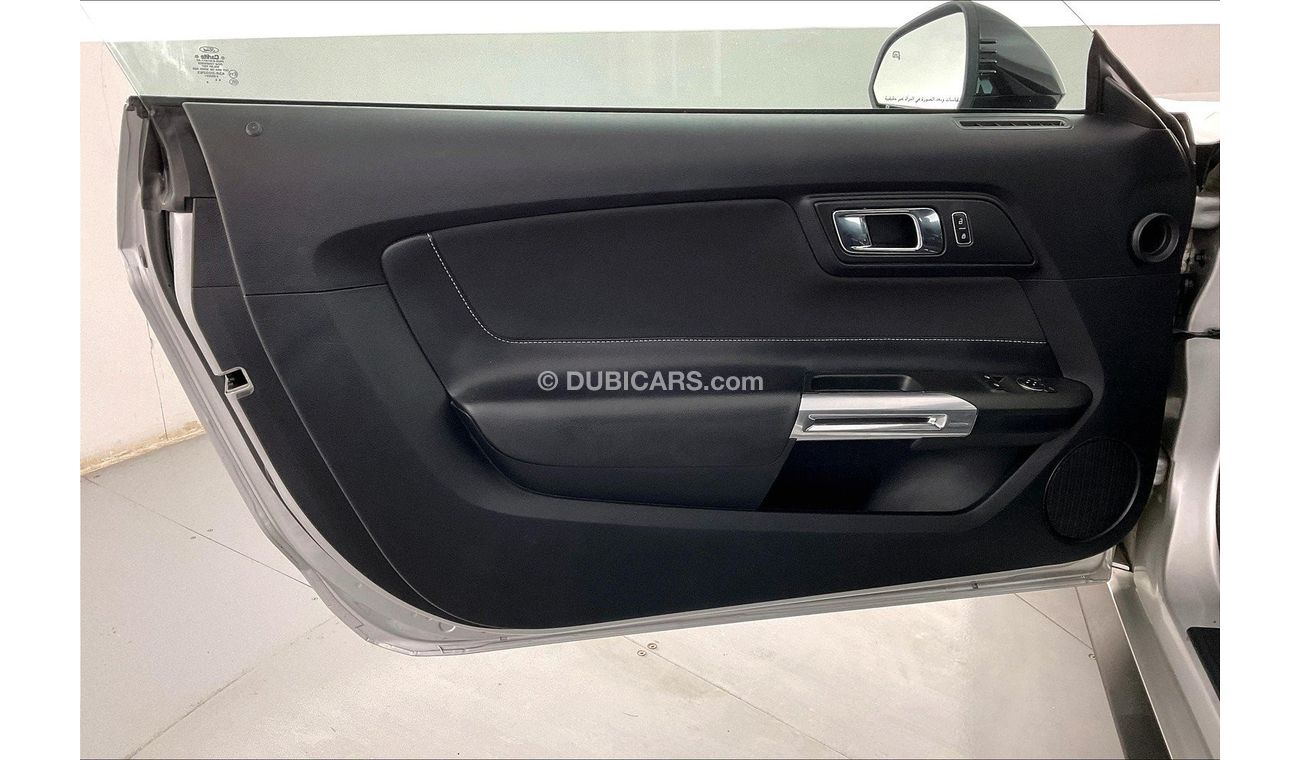 Ford Mustang Standard