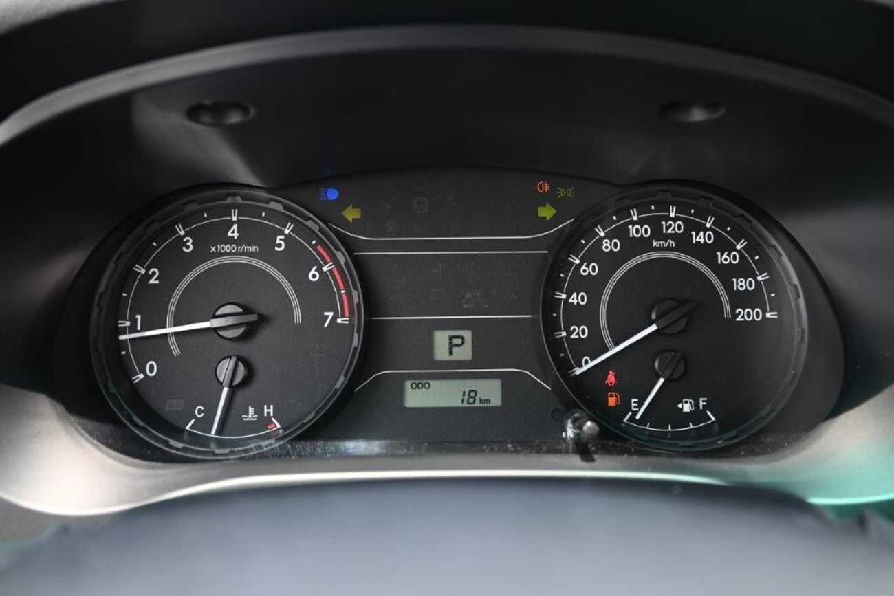 Toyota Hilux Double Cabin DLX-G 2.7L 4WD Automatic