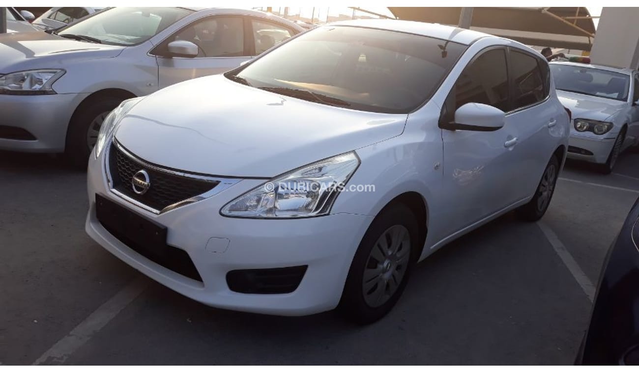 Nissan Tiida 2015 Gulf Specs car excellent condition