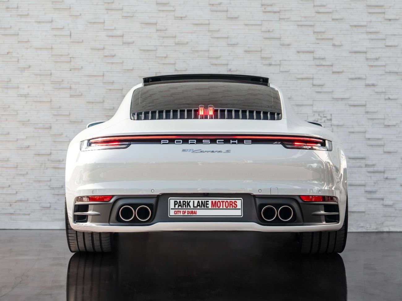 Porsche 911 Carrera S 3.0L (445 HP) Coupe